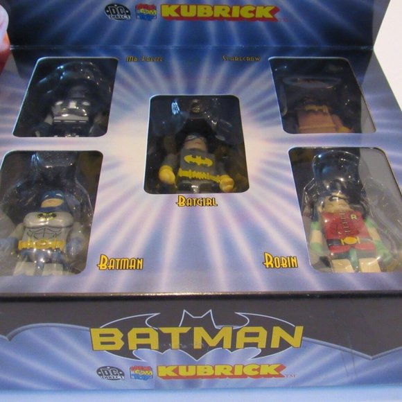 Batman Kubrick Medicom DC Direct 5 Figures Robin Scarecrow Batgirl Scarecrow NIB - Picture 3 of 7